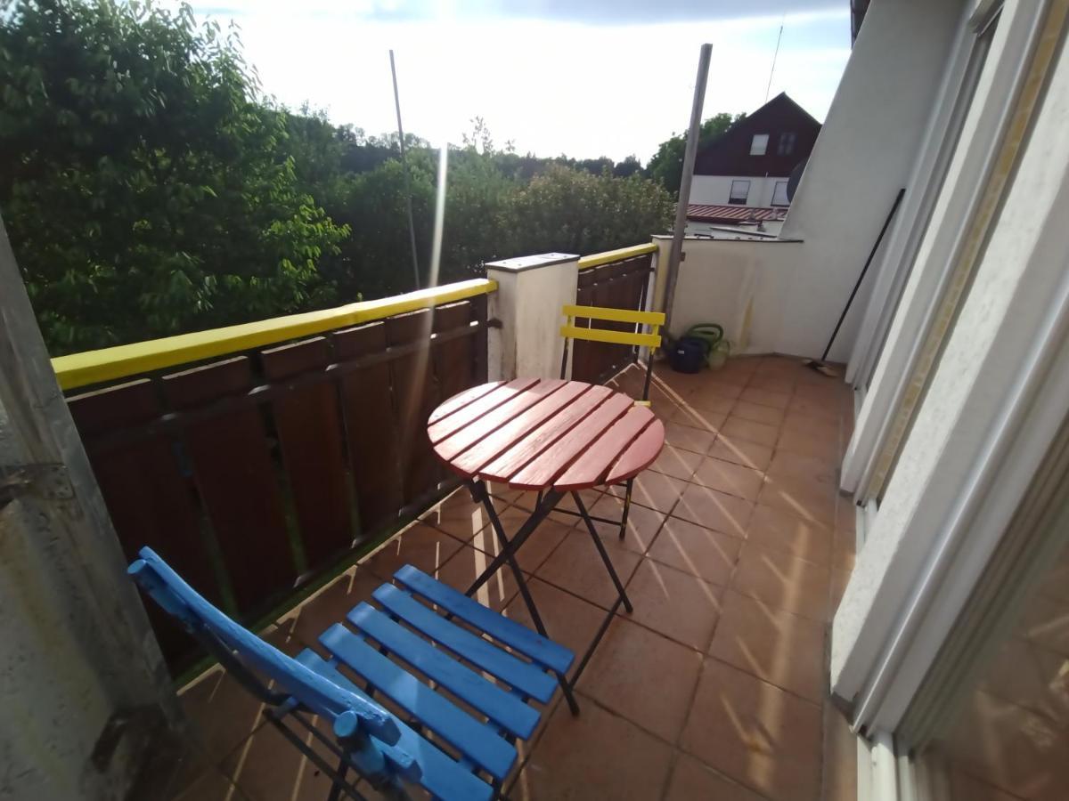 Grosses Zimmer Bad Küche Wohnzimmer Terasse Garten zentral ruhig Landsberg am Lech Exterior foto
