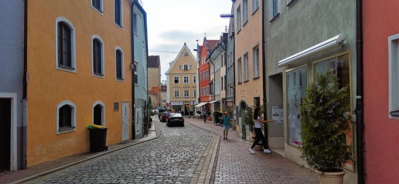 Grosses Zimmer Bad Küche Wohnzimmer Terasse Garten zentral ruhig Landsberg am Lech Exterior foto