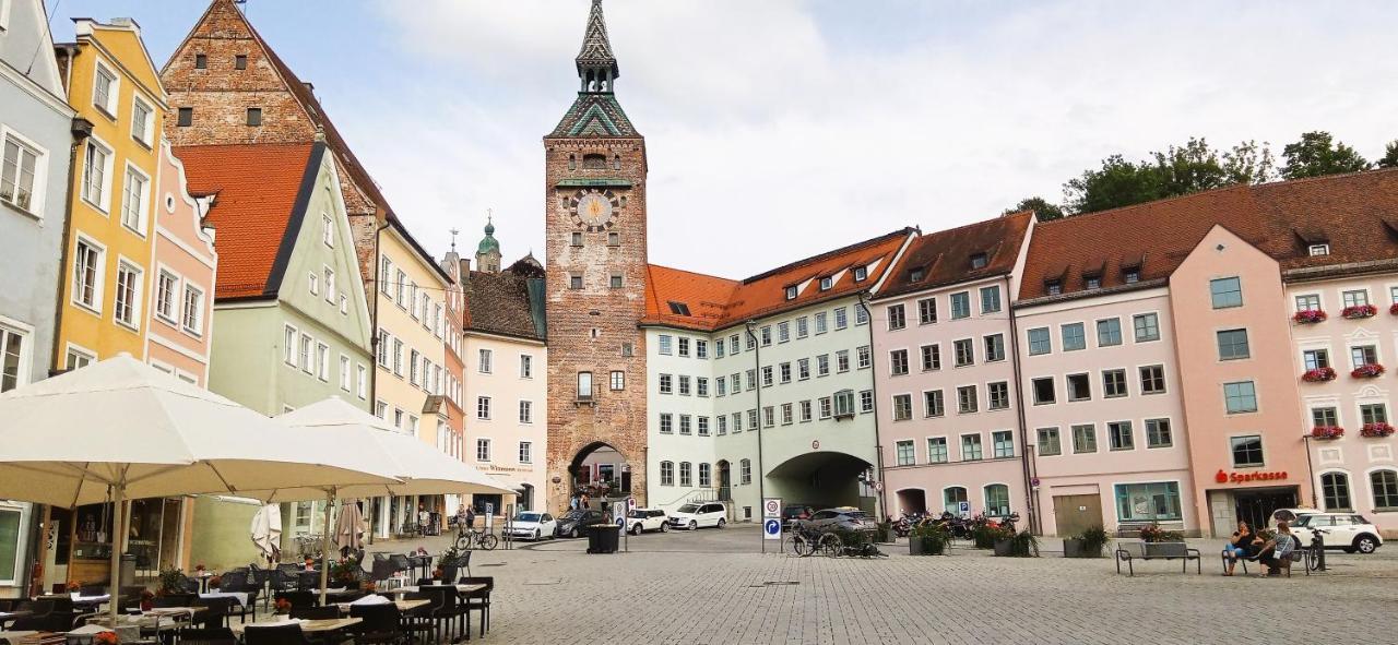 Grosses Zimmer Bad Küche Wohnzimmer Terasse Garten zentral ruhig Landsberg am Lech Exterior foto