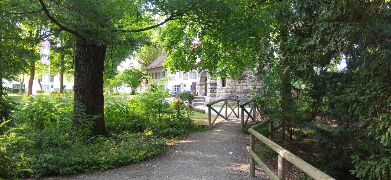 Grosses Zimmer Bad Küche Wohnzimmer Terasse Garten zentral ruhig Landsberg am Lech Exterior foto