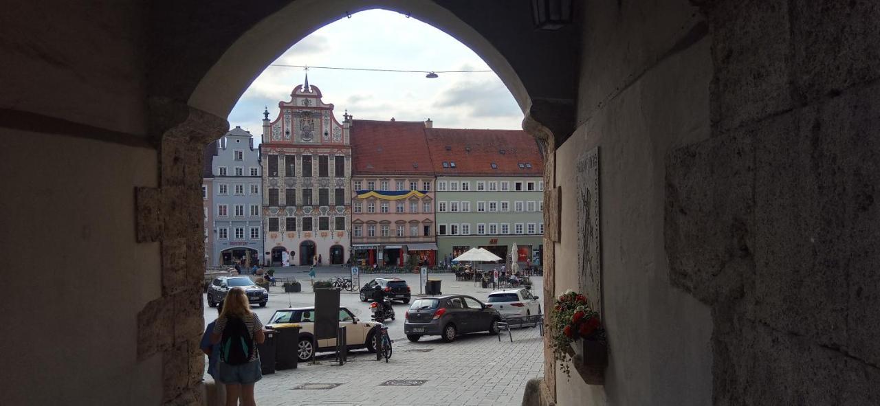Grosses Zimmer Bad Küche Wohnzimmer Terasse Garten zentral ruhig Landsberg am Lech Exterior foto