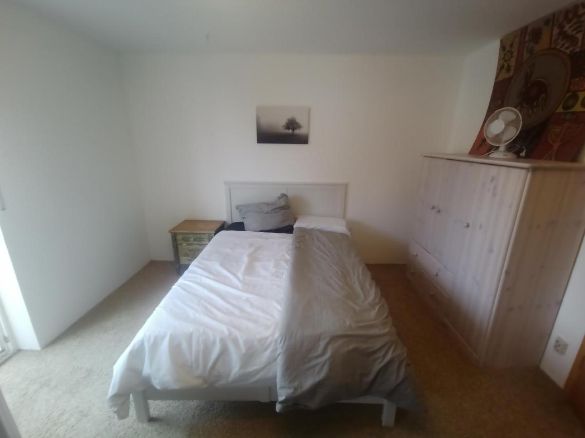 Grosses Zimmer Bad Küche Wohnzimmer Terasse Garten zentral ruhig Landsberg am Lech Exterior foto